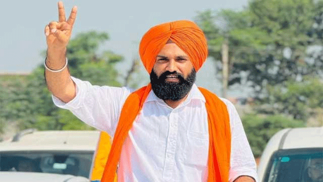 ਪਿੰਡ ਘਰਾਚੋਂ ਵਿੱਚ ਸਰਬਸੰਮਤੀ ਨਾਲ ਚੁਣਿਆ ਗਿਆ ਸਰਪੰਚ, ਦਲਜੀਤ ਸਿੰਘ ਘੁੰਮਣ ਬਣੇ ਸਰਪੰਚ