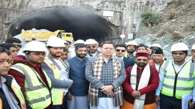 मुख्यमंत्री ने ऋषिकेश-कर्णप्रयाग रेल परियोजना के तहत रेलवे स्टेशन,सेवाई में संचालित कार्यो का किया स्थलीय निरीक्षण मुख्यमंत्री ने ऋषिकेश-कर्णप्रयाग रेल परियोजना के तहत रेलवे स्टेशन,सेवाई में संचालित कार्यो का किया स्थलीय निरीक्षण