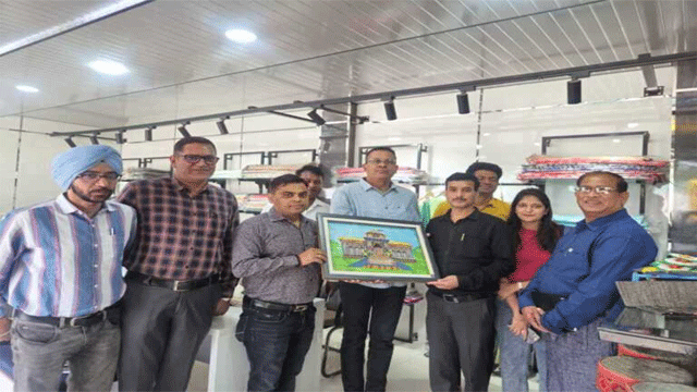 उत्तराखंड कोऑपरेटिव रेशम फेडरेशन मॉडल का अध्ययन करने दून पहुंचा दल उत्तराखंड कोऑपरेटिव रेशम फेडरेशन मॉडल का अध्ययन करने दून पहुंचा दल