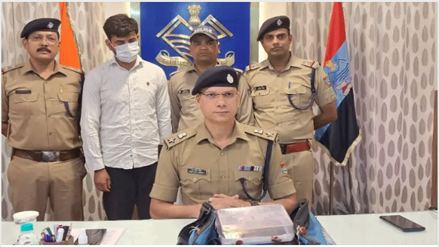 किच्छा पुलिस ने लाखों की चरस बरामद की
