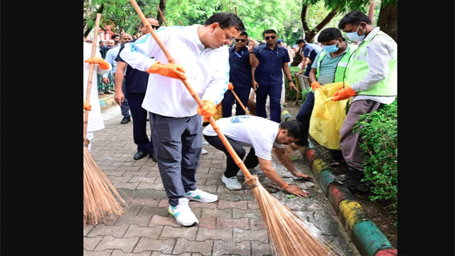 मुख्यमंत्री पुष्कर सिंह धामी ने किया ‘स्वच्छ उत्सव-2025’ का शुभारंभ मुख्यमंत्री पुष्कर सिंह धामी ने किया ‘स्वच्छ उत्सव-2025’ का शुभारंभ