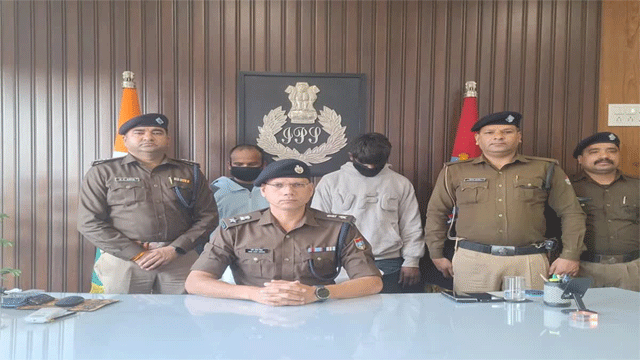 रुद्रपुर मलखान कोली हत्याकांड का खुलासा, दो आरोपी गिरफ्तार रुद्रपुर मलखान कोली हत्याकांड का खुलासा, दो आरोपी गिरफ्तार