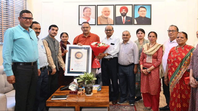 रेशम बीज उत्पादन में उत्तराखण्ड को मिला स्कोच अवार्ड, कृषि मंत्री गणेश जोशी ने बधाई