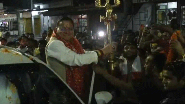 प्रदेश की जनता राज्य सरकार की विकास नीतियों के साथ-धामी