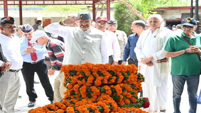 प्रदेश में मखाना की खेती प्रोत्साहित करने के लिए किसानों को दिया जाय प्रशिक्षण- कृषि मंत्री गणेश जोशी