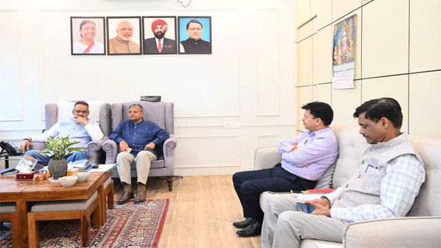 प्रदेश में विशेष कैंप लगाकर कृषकों की फार्मर आईडी शीघ्रता से करें पूर्ण – कृषि मंत्री गणेश जोशी