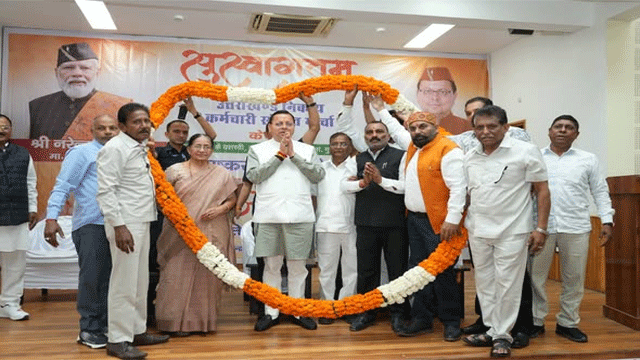 निकाय कर्मियों के बिना विकास अधूरा: मुख्यमंत्री पुष्कर सिंह धामी