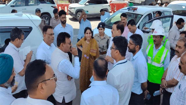 कुंभ मेला 2027 की तैयारियों का जायजा लेने मुख्य सचिव आनंद बर्द्धन पहुंचे हरिद्वार